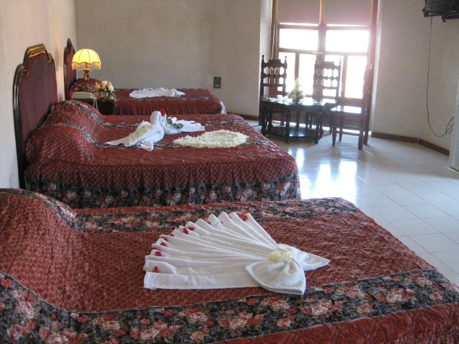 Standard Triple room