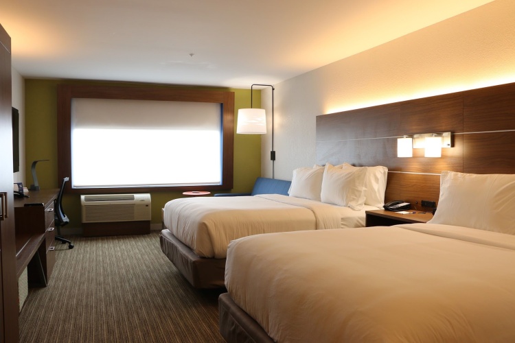 Quadruple Suite