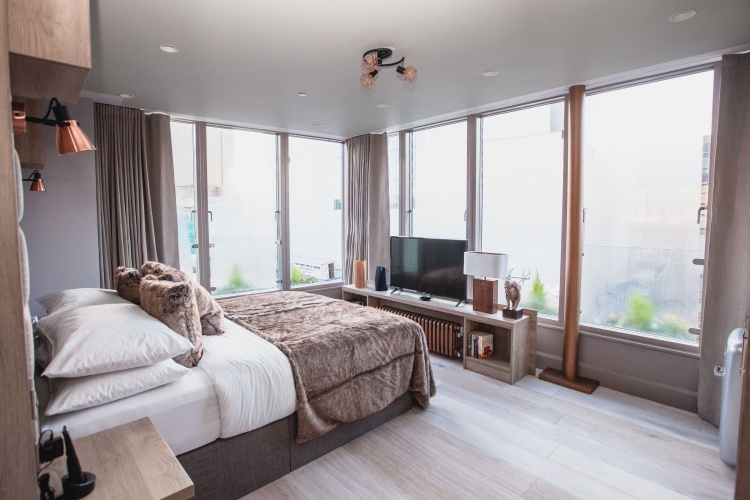 Standard Penthouse room