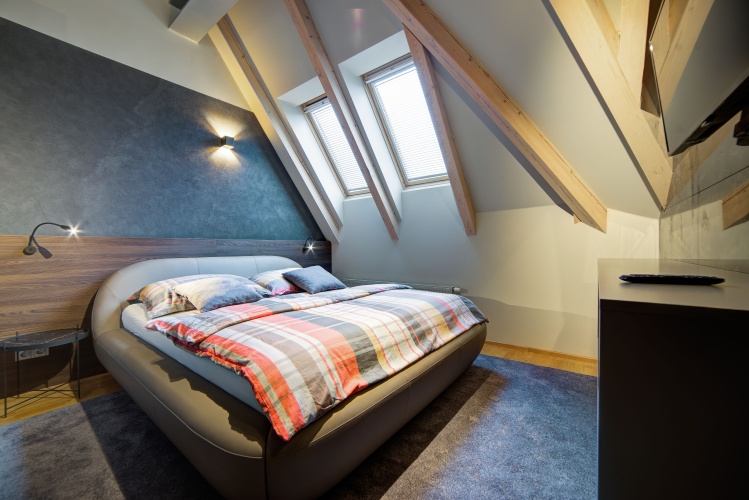 Single Apartment