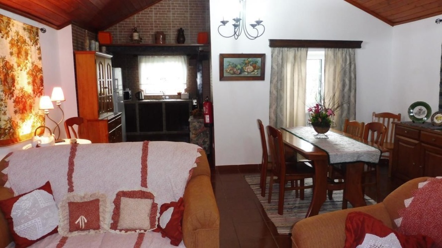 2 Bedrooms Cottage with partial ocean view