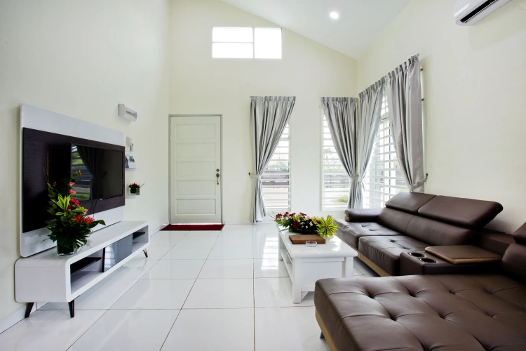 3 Bedrooms Cottage