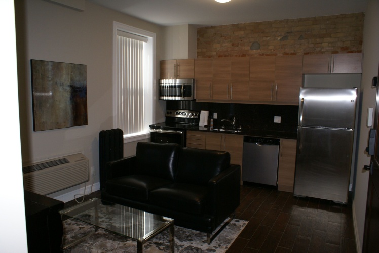 Standard Double Suite