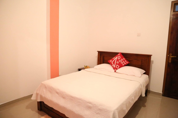 Standard Double Basement room