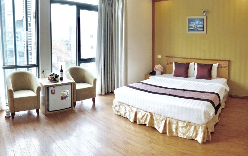 Deluxe Double room with city view