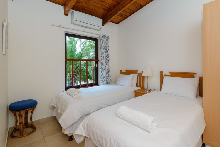3 Bedrooms Economy Apartment