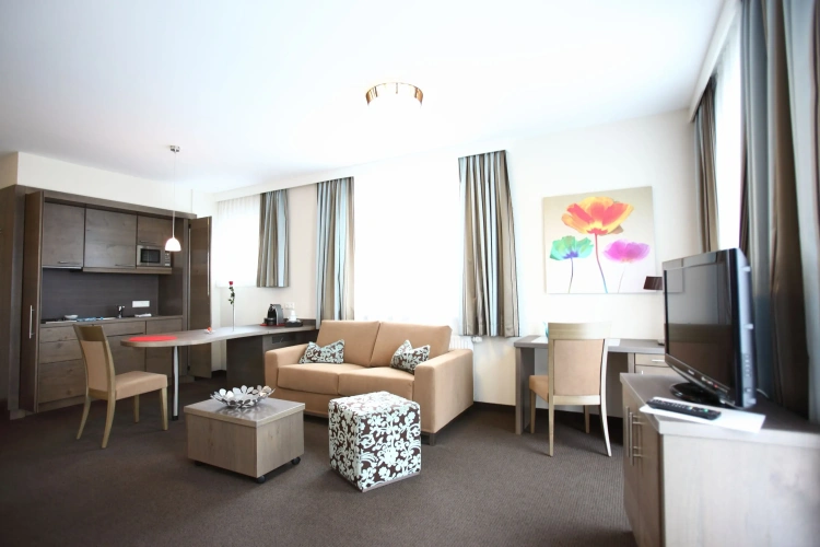 Double Suite