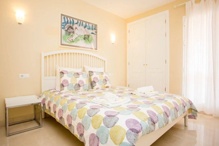 2 Bedrooms Apartment