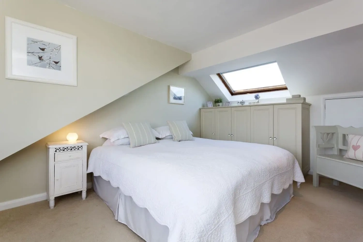 3 Bedrooms Cottage