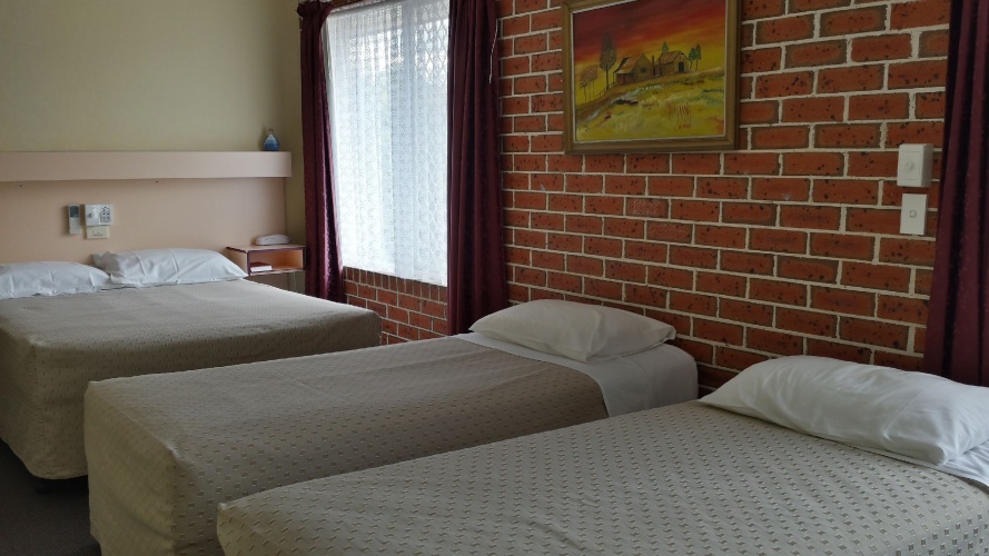 Standard Quintuple room
