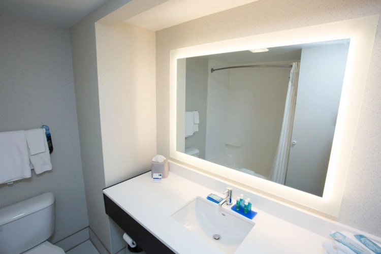 Quadruple Suite