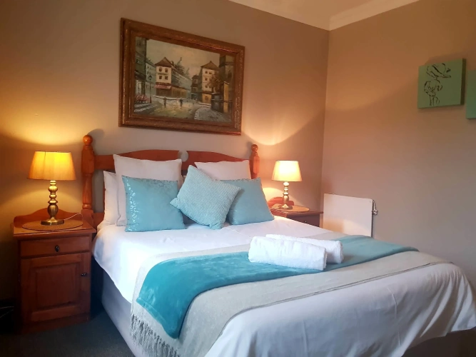 2 Bedrooms Standard Family room
