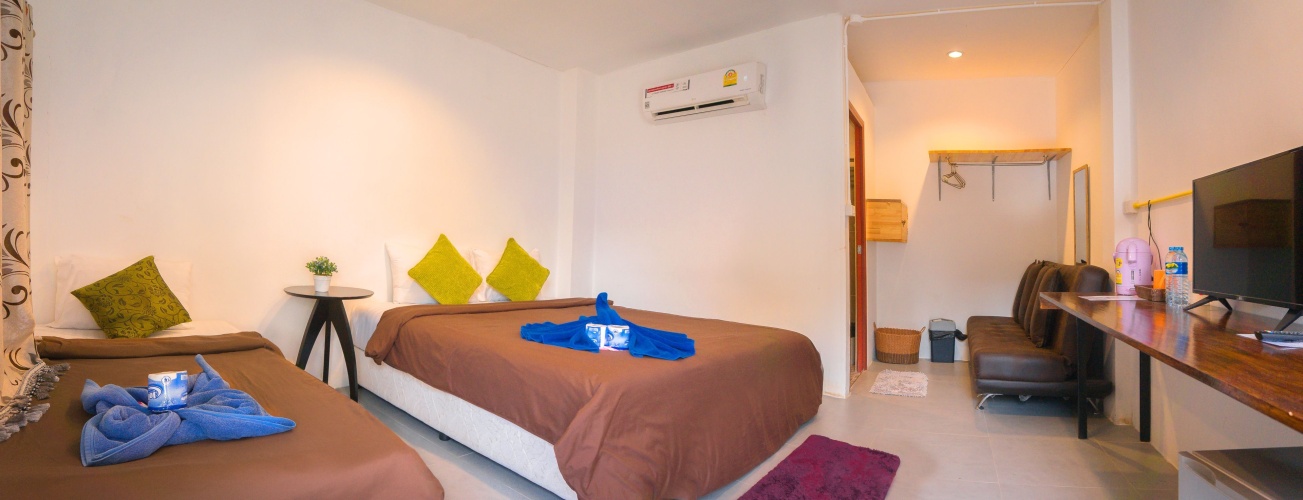 Superior Triple room
