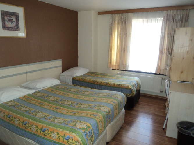 Triple room