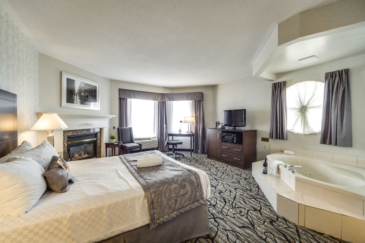 Deluxe Double Suite