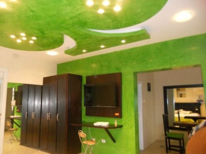 Standard Triple room