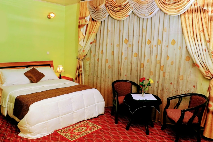 Deluxe Double Suite