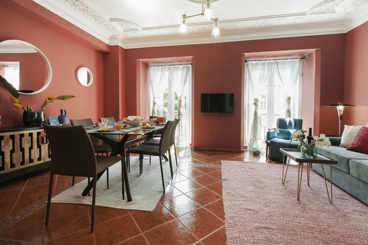 2 Bedrooms Quadruple Apartment