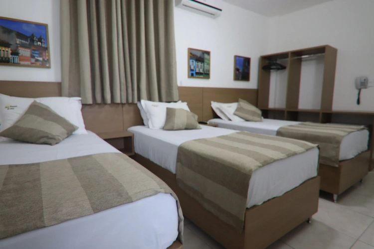 Standard Triple room