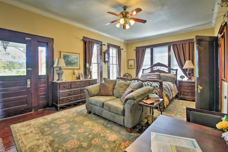 Deluxe Double Suite with balcony and with garden view