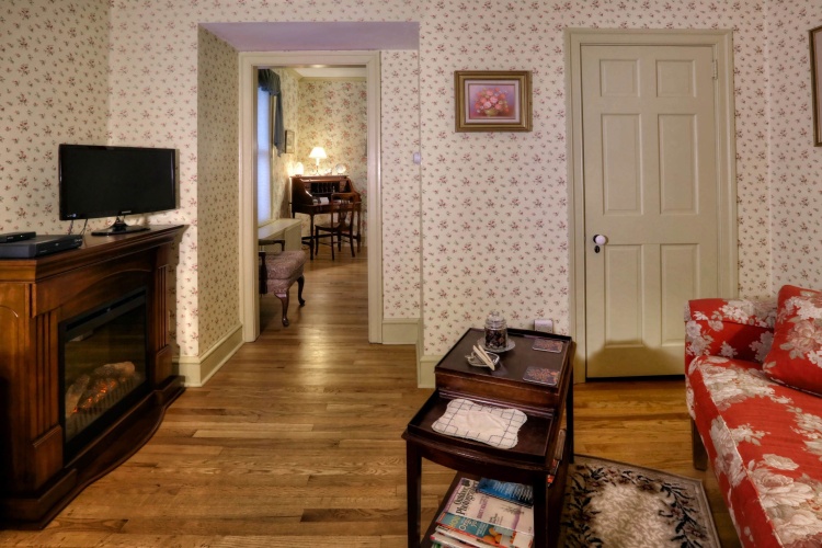 Double Suite