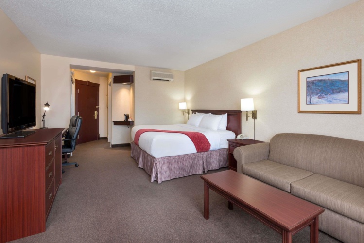 Double Suite