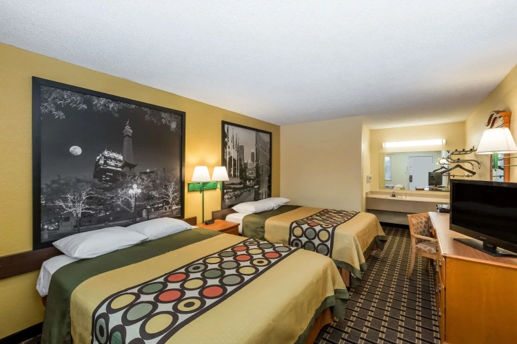 Standard Quadruple room
