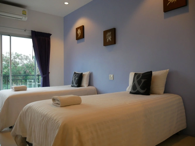 Standard Twin room