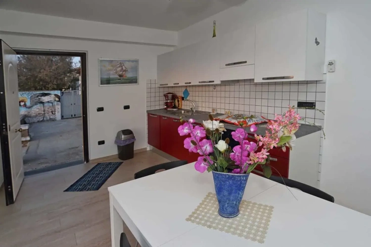 2 Bedrooms Apartment with balcony and with view