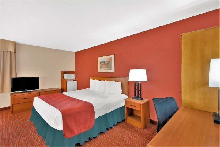 Deluxe Double Suite