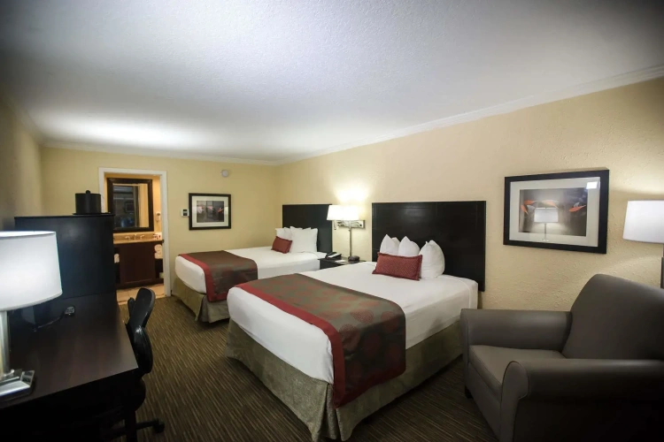 Standard Quadruple room