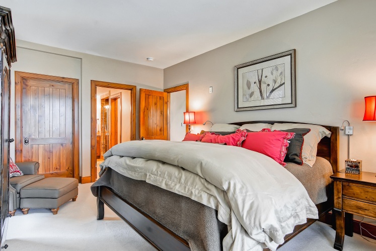 3 Bedrooms Standard Sextuple room