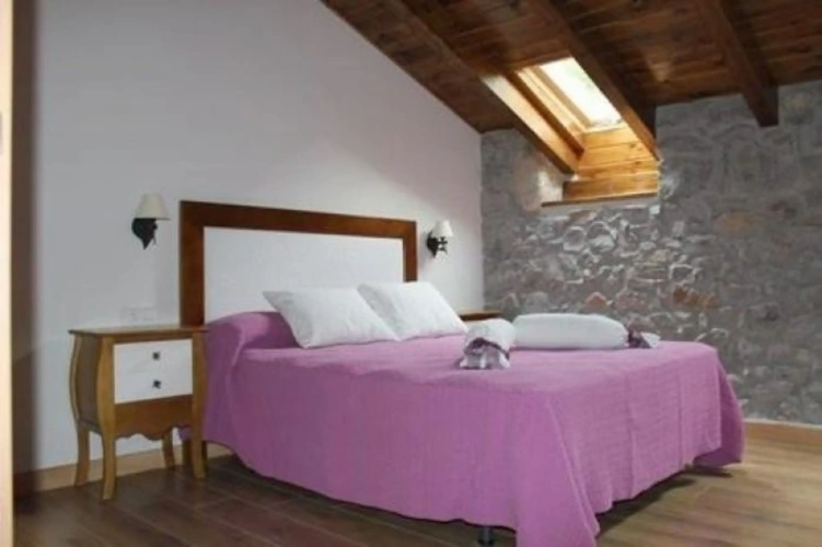 2 Bedrooms Family Apartment with garden view