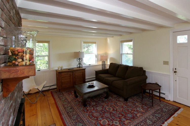 3 Bedrooms Cottage