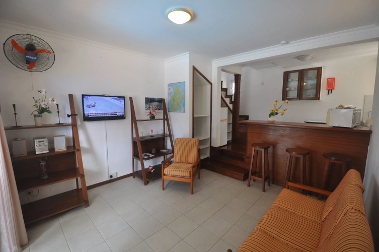 2 Bedrooms Bungalow