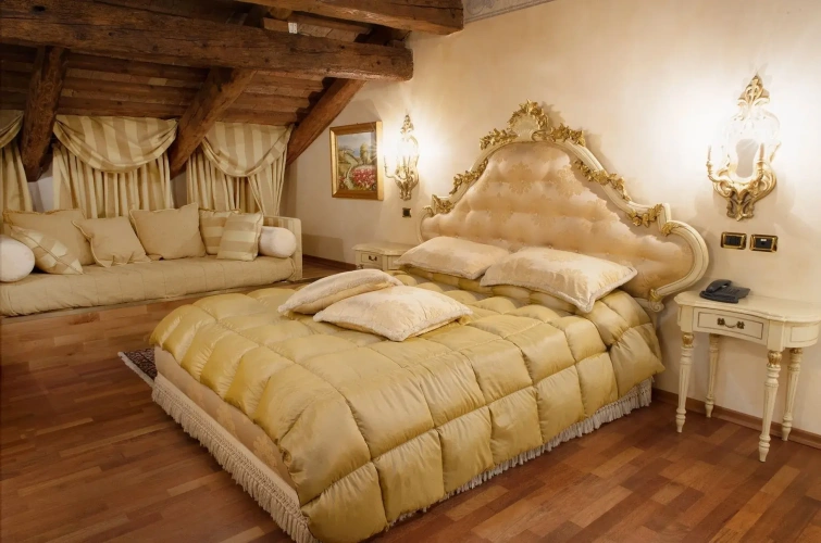 2 Bedrooms Luxury Quadruple Suite