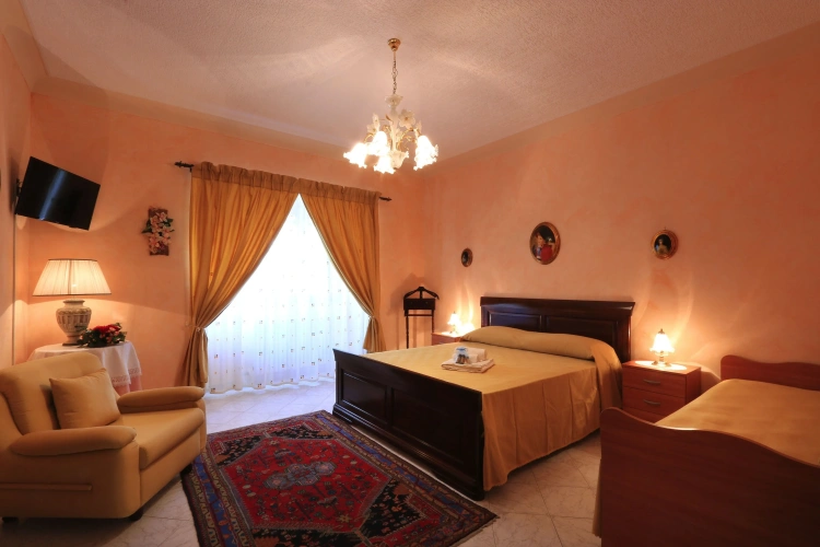 Deluxe Triple room