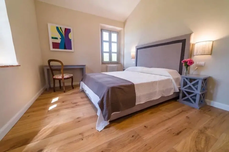 1 Bedroom Apartment with balcony