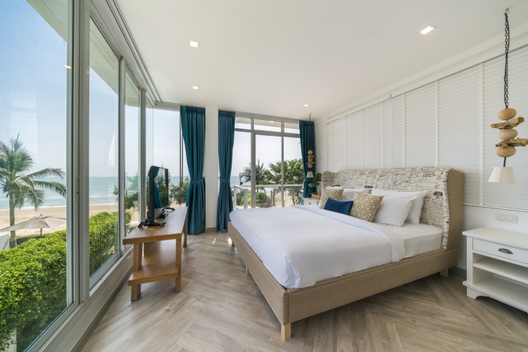 Standard Sextuple room