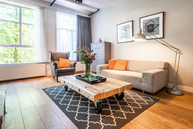 2 Bedrooms Quadruple Apartment