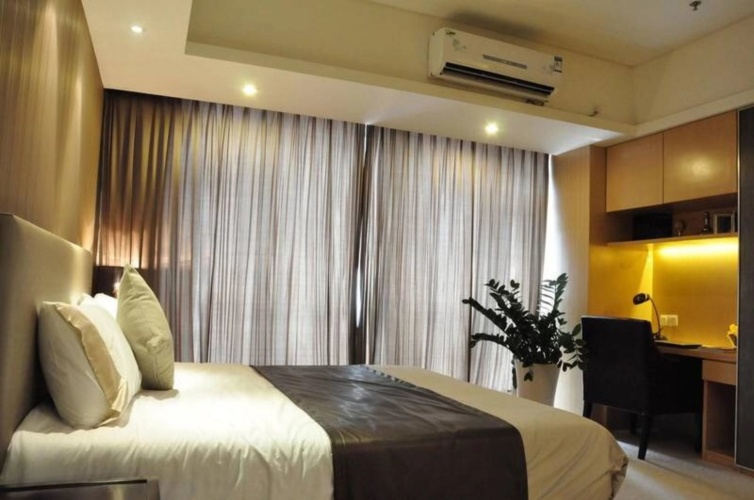 Deluxe Double room with city view
