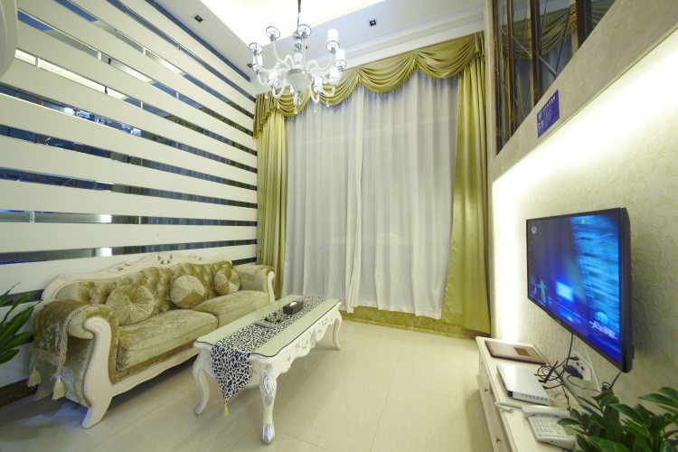 Deluxe Twin Suite