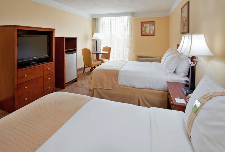 Standard Quadruple room with balcony