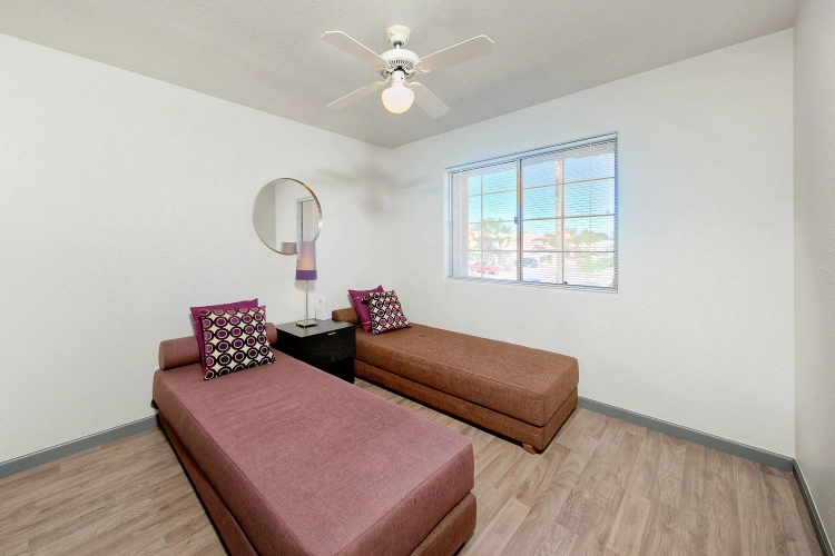3 Bedrooms Cottage