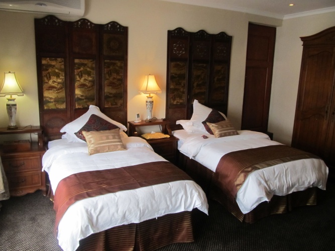 Standard Single Suite