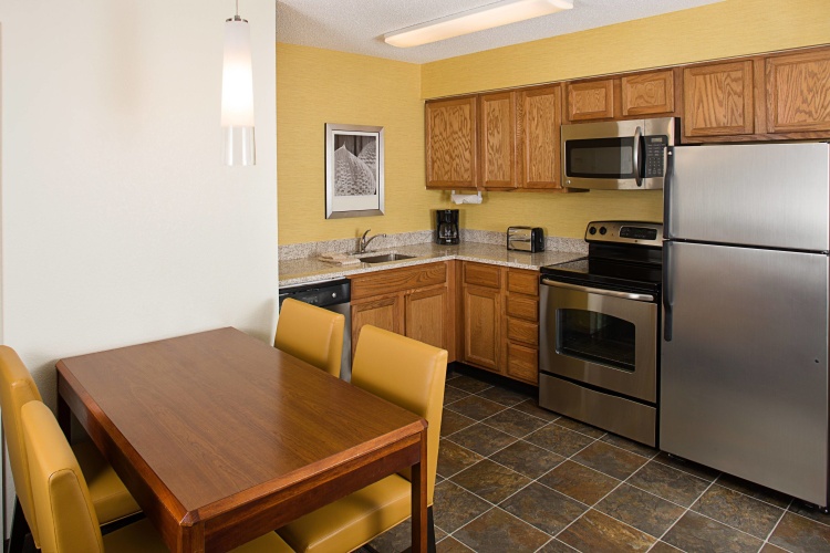 1 Bedroom Suite