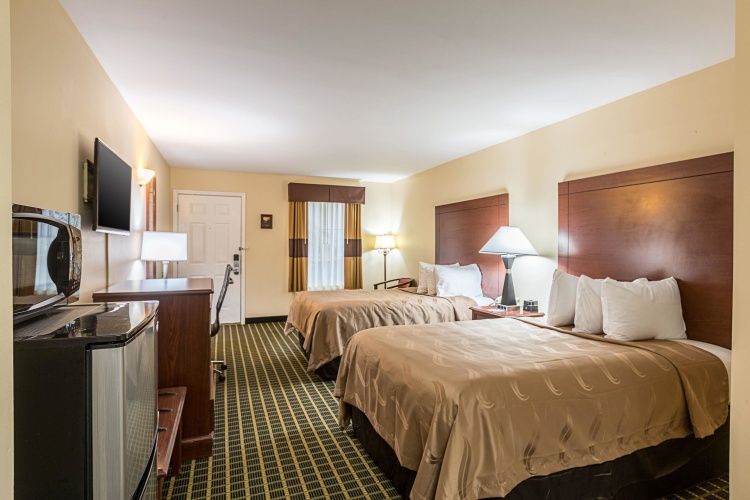 Quadruple Suite