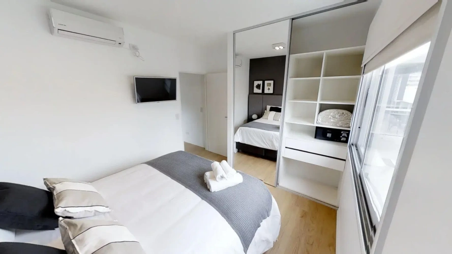 1 Bedroom Apartment with city view