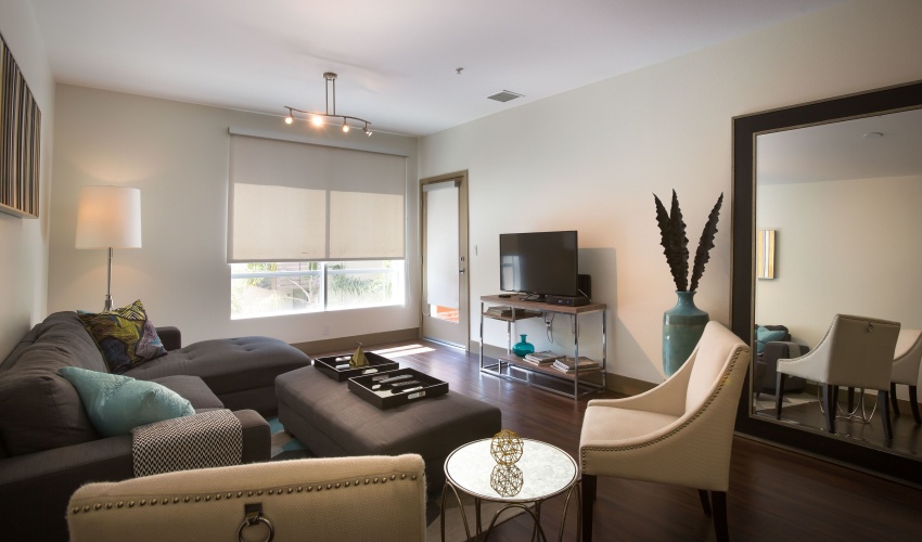 2 Bedrooms Luxury Apartment