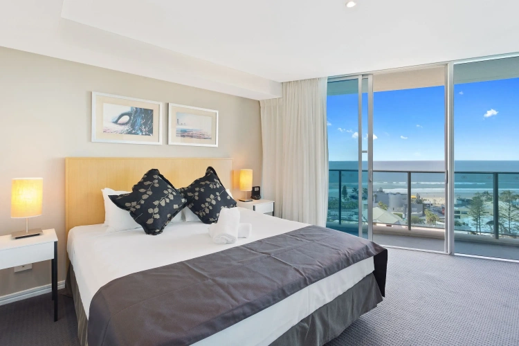 1 Bedroom Apartment with river view
